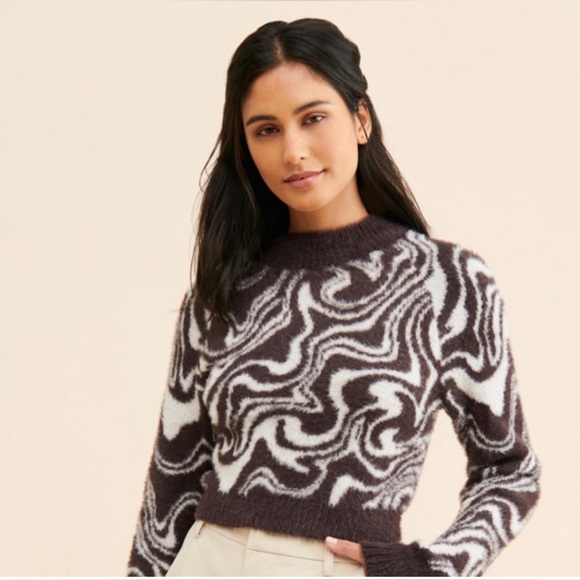 Urban Outfitters Chrystin Jacquard Fuzzy Pullover Sweater Size XS Cropped Soft - Picture 2 of 6